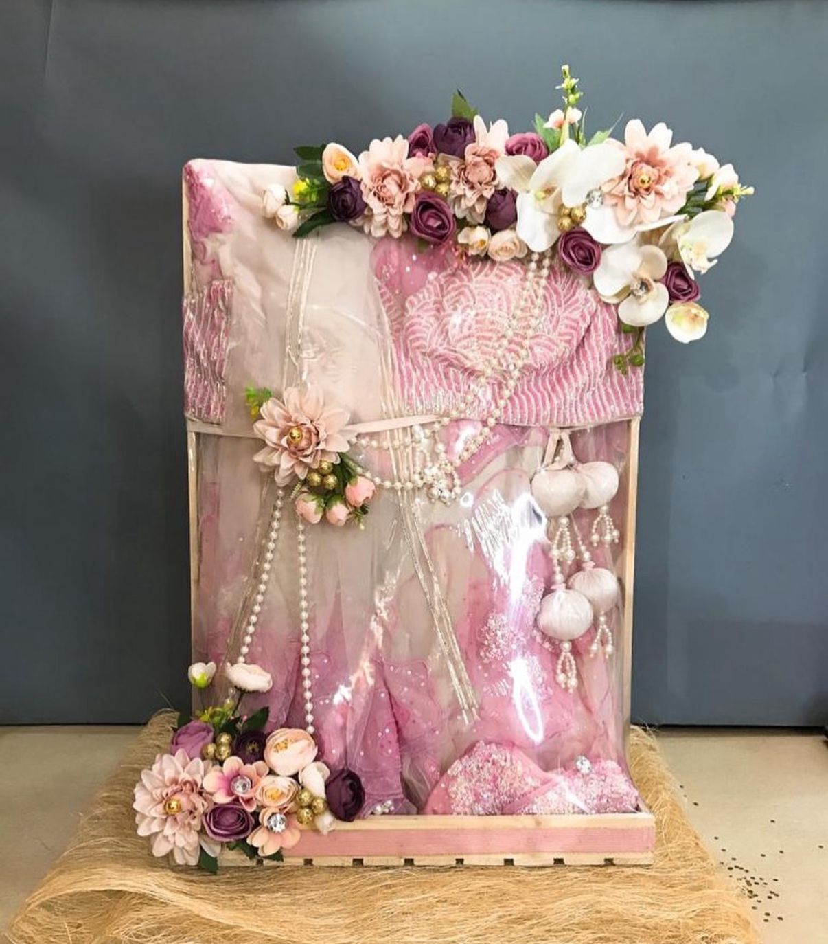 Adorned Elegance: Standing Trousseau