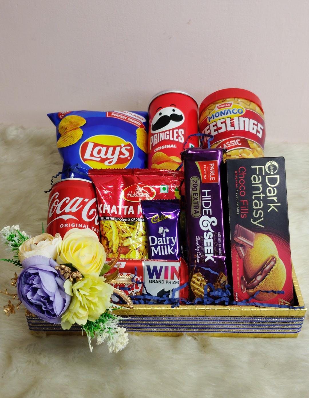 Munch & Refresh Hamper