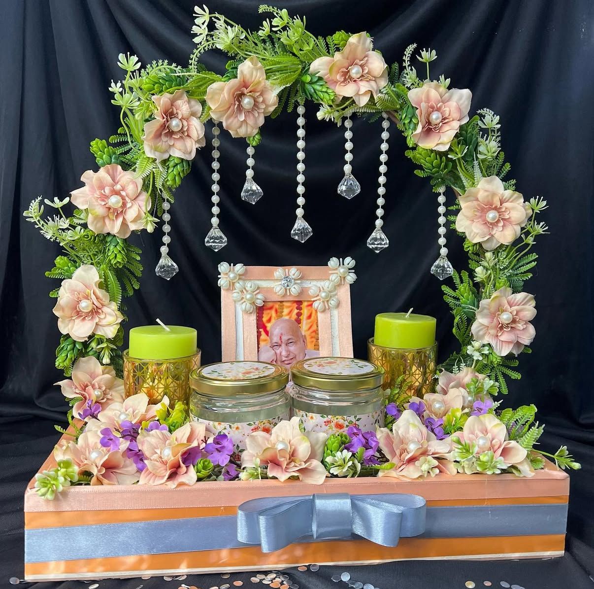 The Divine Altar Guruji Devotional Hamper