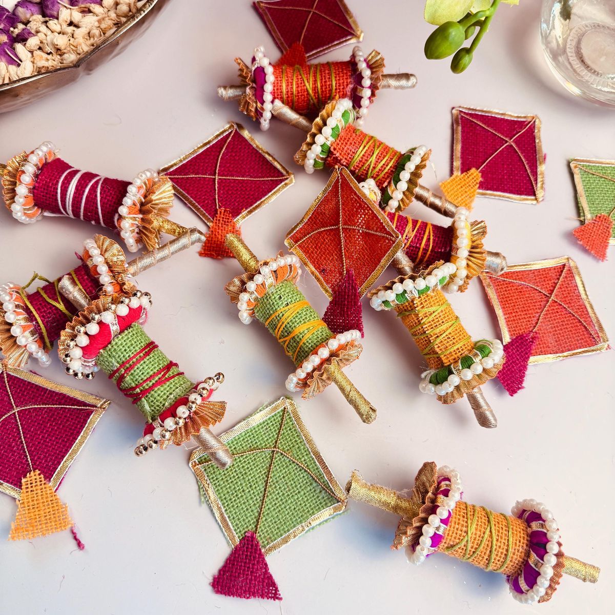 Lohri Decorative Kites & Chakri Set